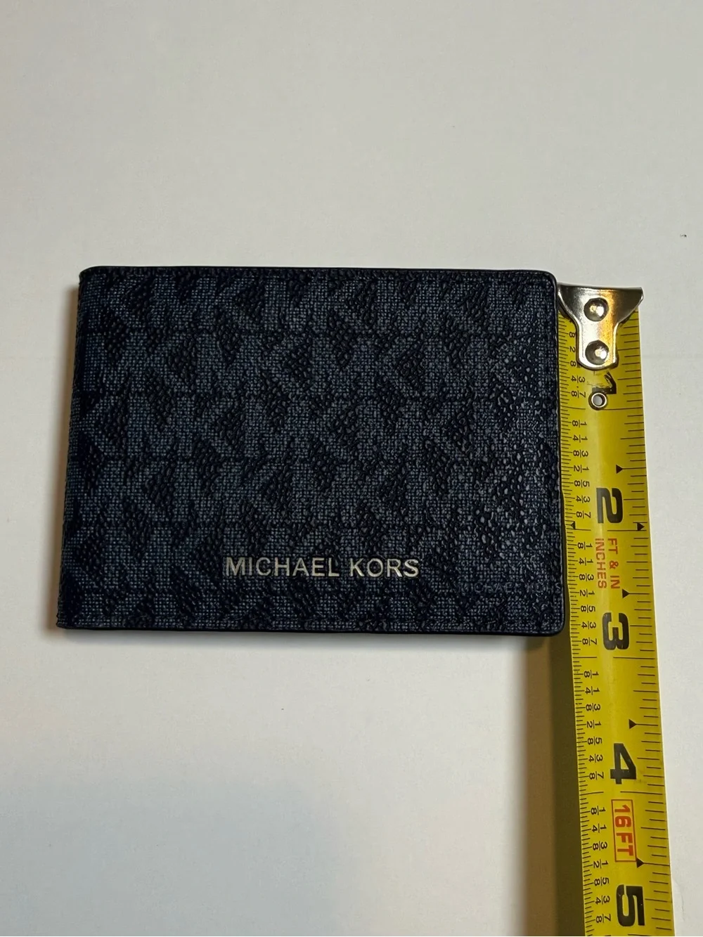 Michael Kors Cooper Logo Billfold Wallet with Removable Passcase Navy